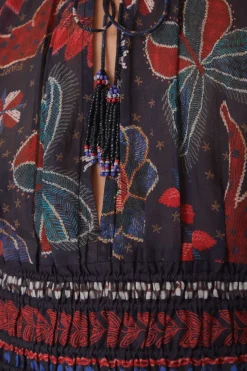 FARM Rio  Chemisiers<Blouse bleu foncé à col en V et brillance tropicale