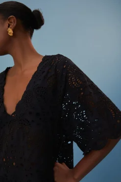 FARM Rio  Des Dissimulations<Cache-maillot en dentelle noire