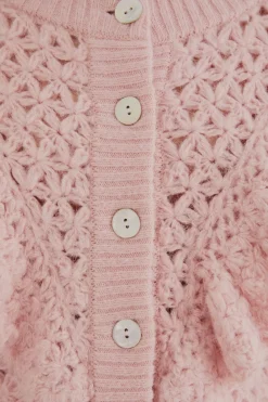 FARM Rio  Gilets<Cardigan en tricot à texture de fleur rose