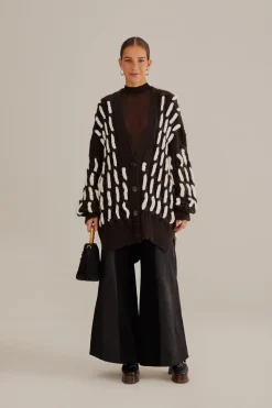 FARM Rio  Gilets<Cardigan en tricot texturé noir et blanc