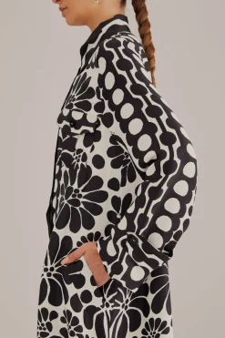 FARM Rio Robes Midi<Chemise noire en viscose Palermo Lenzing™ Ecovero™