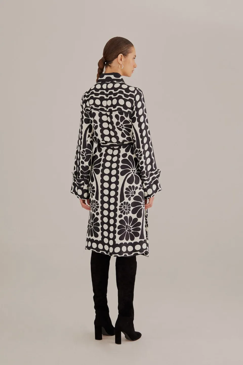 FARM Rio Robes Midi<Chemise noire en viscose Palermo Lenzing™ Ecovero™