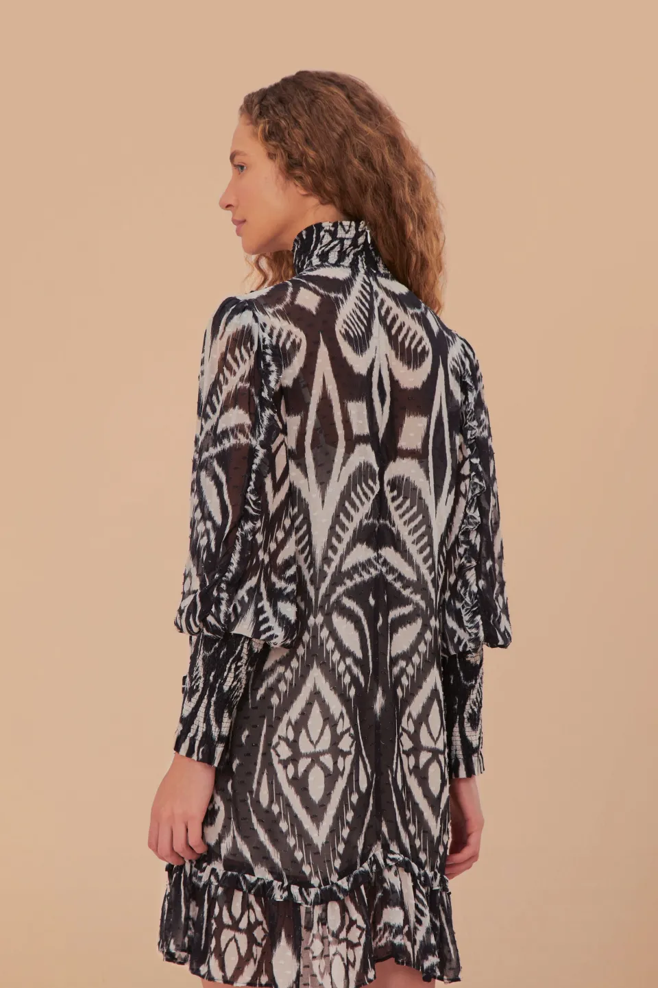 FARM Rio Robes Courtes<Mini-robe noire à imprimé ikat et ananas
