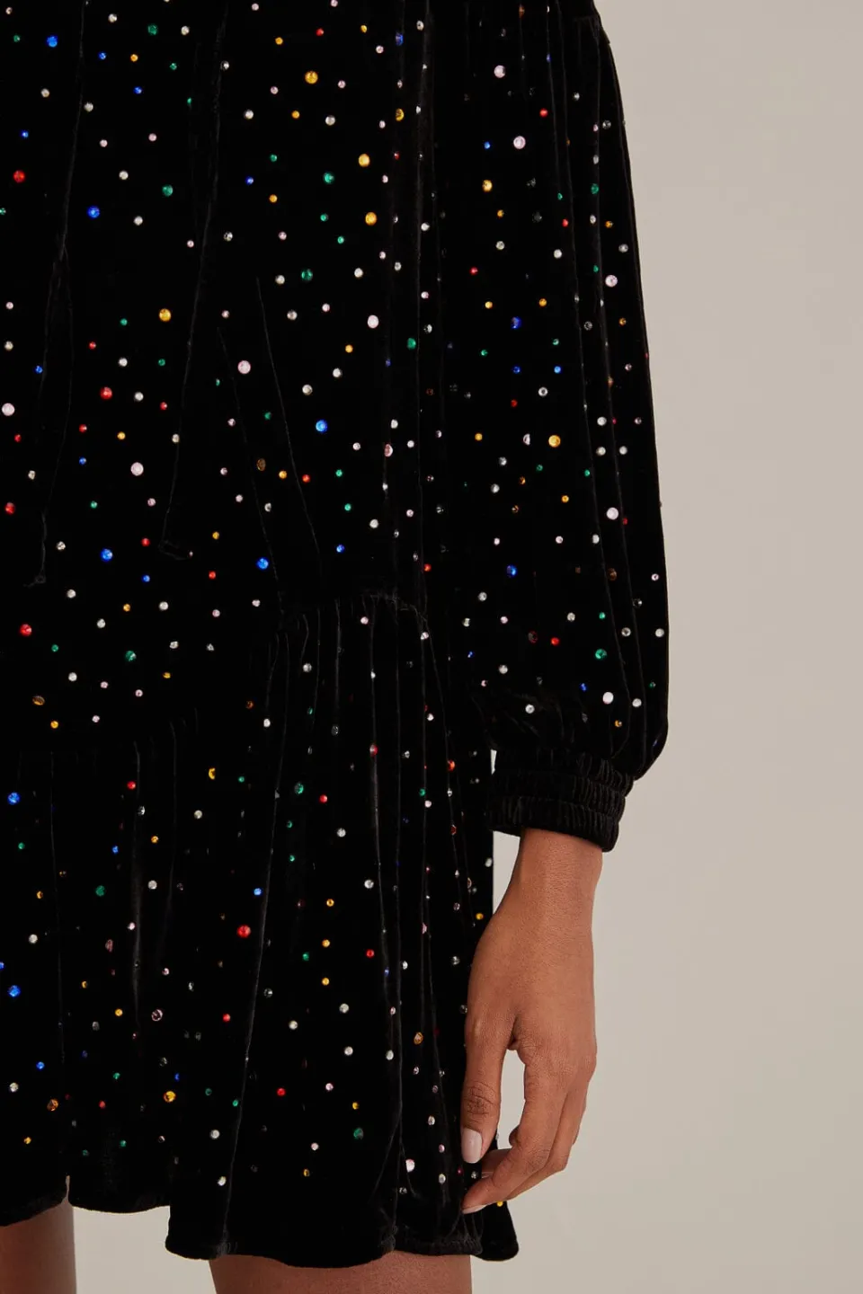 FARM Rio Robes Courtes<Mini-robe noire à manches longues en velours
