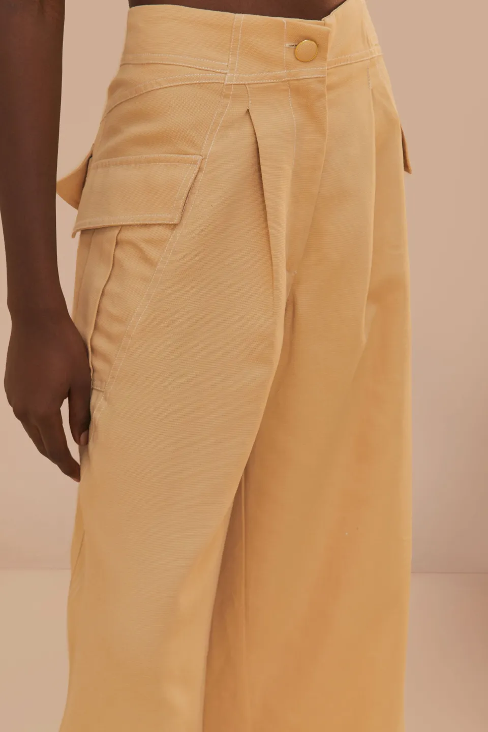 FARM Rio Pantalon|Hauts Courts<Pantalon taille basse à surpiqûres beiges