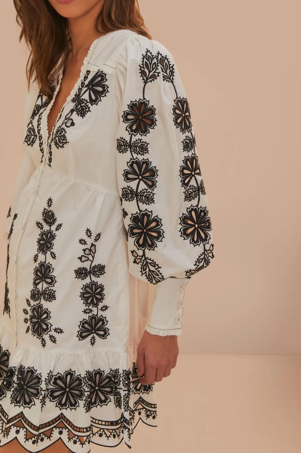 FARM Rio Robes Courtes<Robe courte Richelieu à fleurs blanches