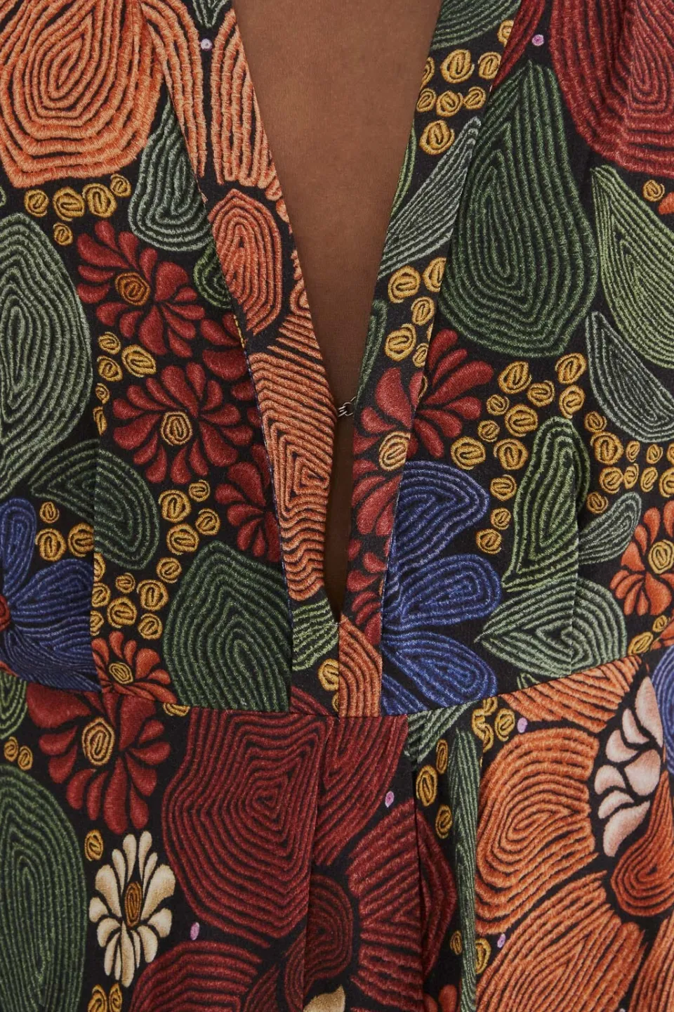 FARM Rio Robes Longues<Robe longue noire à fleurs cousues et col en V