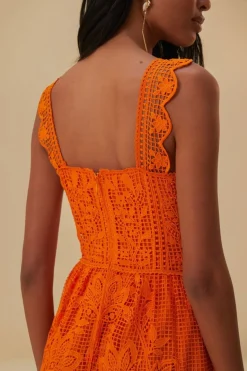 FARM Rio  Robes Longues<Robe longue orange sans manches en guipure
