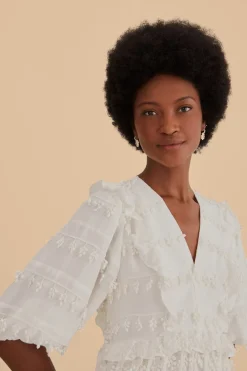 FARM Rio  Robes Midi<Robe midi blanc cassé à pompons et volants