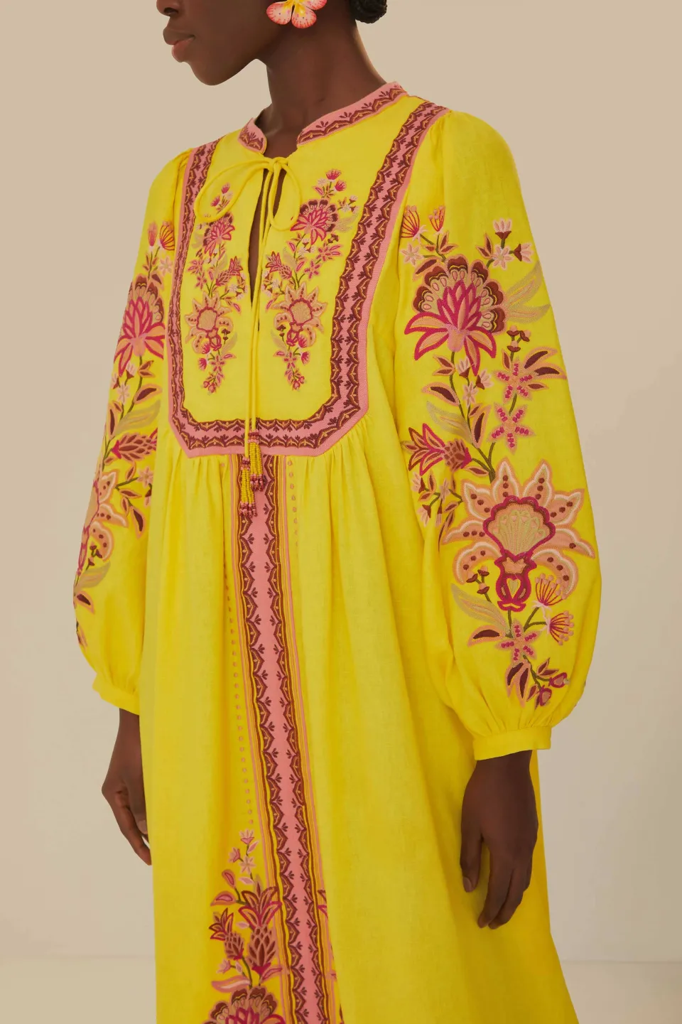 FARM Rio Robes Midi<Robe midi jaune à tapisserie de jardin brodée