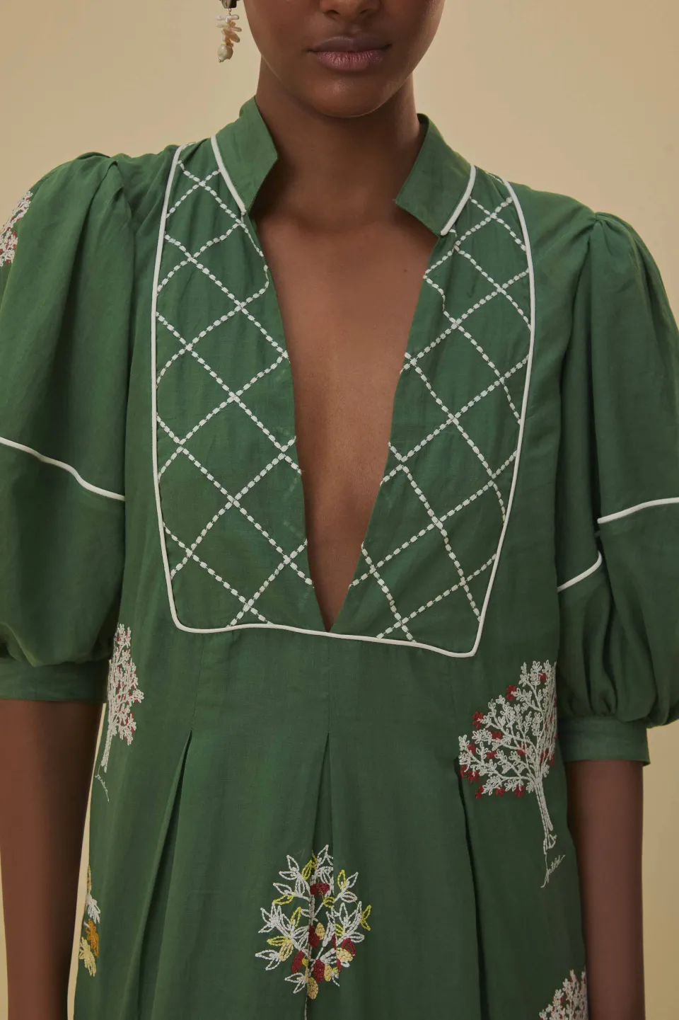 FARM Rio Robes Midi<Robe midi verte en coton biologique avec arbres brodés