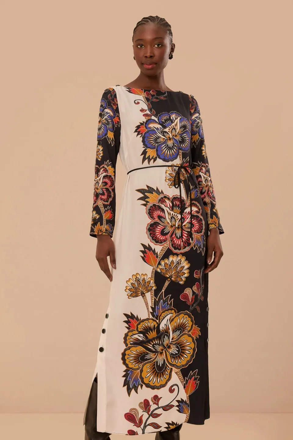FARM Rio Robes Midi<Robe mi-longue à imprimé fleuri noir et blanc en viscose LENZING™ ECOV