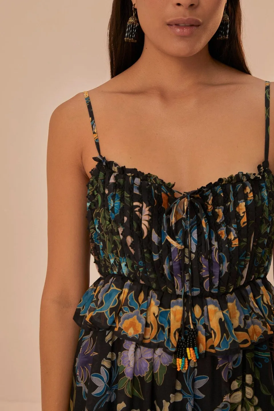 FARM Rio Robes Midi<Robe mi-longue plissée noire en dentelle sans manches Winter Garden
