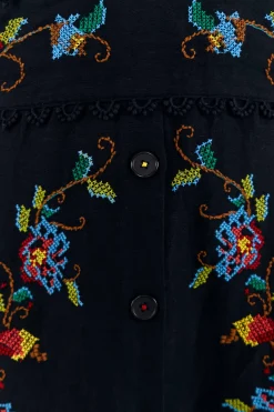 FARM Rio  Robes Longues<Robe noire à col en V | Détails du point de croix